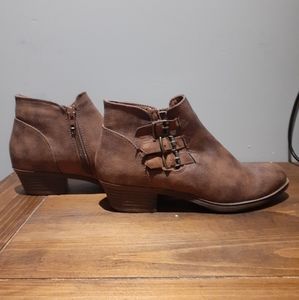 NWOT Brown Ankle Boots